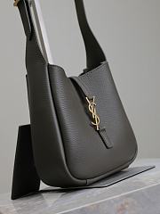 YSL Le 5 À 7 Supple Baby In Grained Leather Khaki - 15x16x7cm - 3