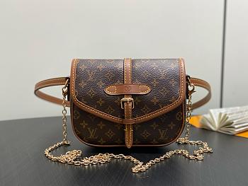 LV Solo Monogram Canvas M27096 - 15.7x11.6x4cm