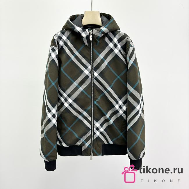 Burberry Reversible Ekd Check Puffer Jacket in Snug - 1