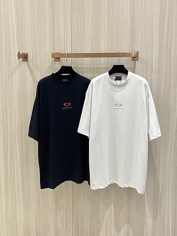Balenciaga T-Shirt Valentine's Day Limited Edition Heart Multi-Technique Blacl/ White