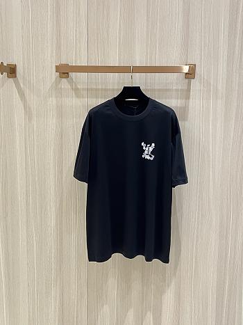 LV T-Shirt Large “LV” Floral Logo Pure Cotton Black