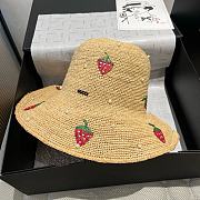 Gucci Strawberry Raffia Bucket Hat - 1