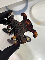 Celine Large Hair Claw in Acetate Dark Havana - 4