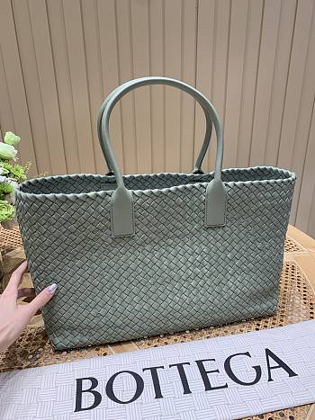Bottega Veneta MediumCabat Tote Travertine - 40x29x16cm