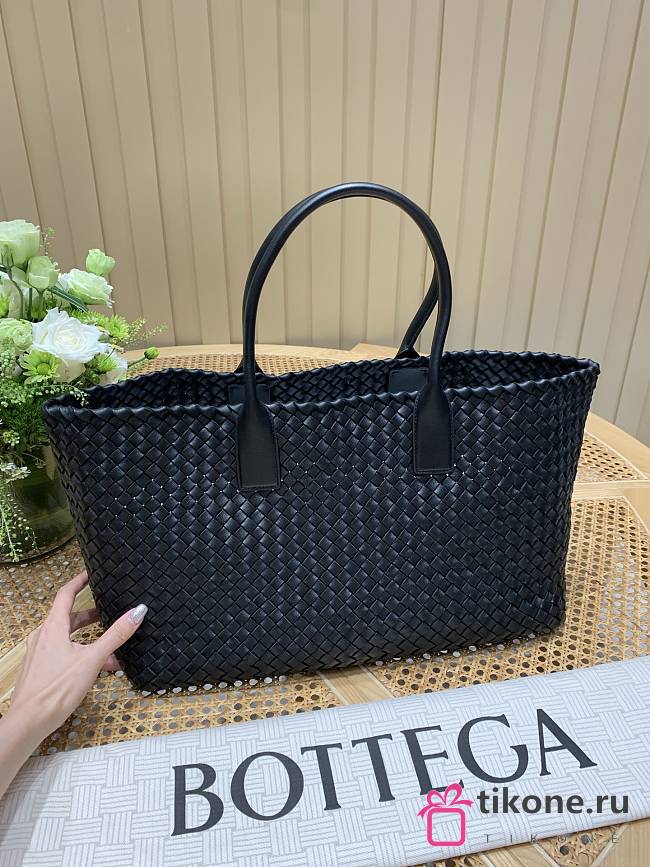 Bottega Veneta MediumCabat Tote Black - 40x29x16cm - 1