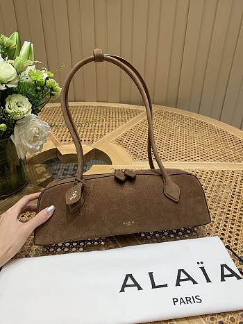 Alaia Le Teckel Medium Bag In Nubuk Calfskin Brown - 33x11x10cm