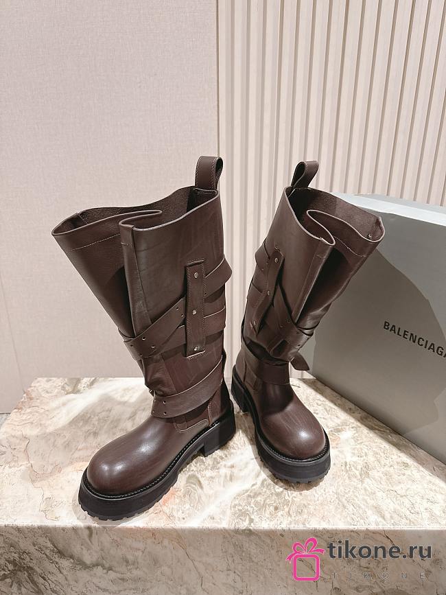 Balenciaga Boot in Brown Calfskin - 1