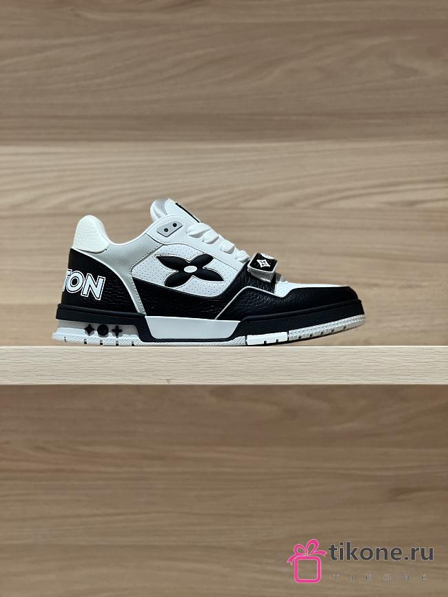 LV Trainer Sneaker Black 1AHTDO - 1