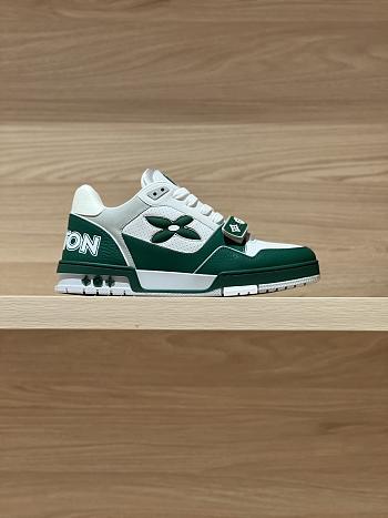 LV Trainer Sneaker Green 1AHTD4