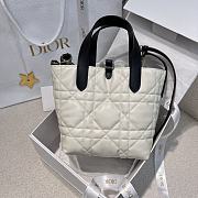 Small Dior Toujours Vertical Tote Bag Two-Tone Latte and Black Macrocannage Calfskin - 18x16x12cm - 5
