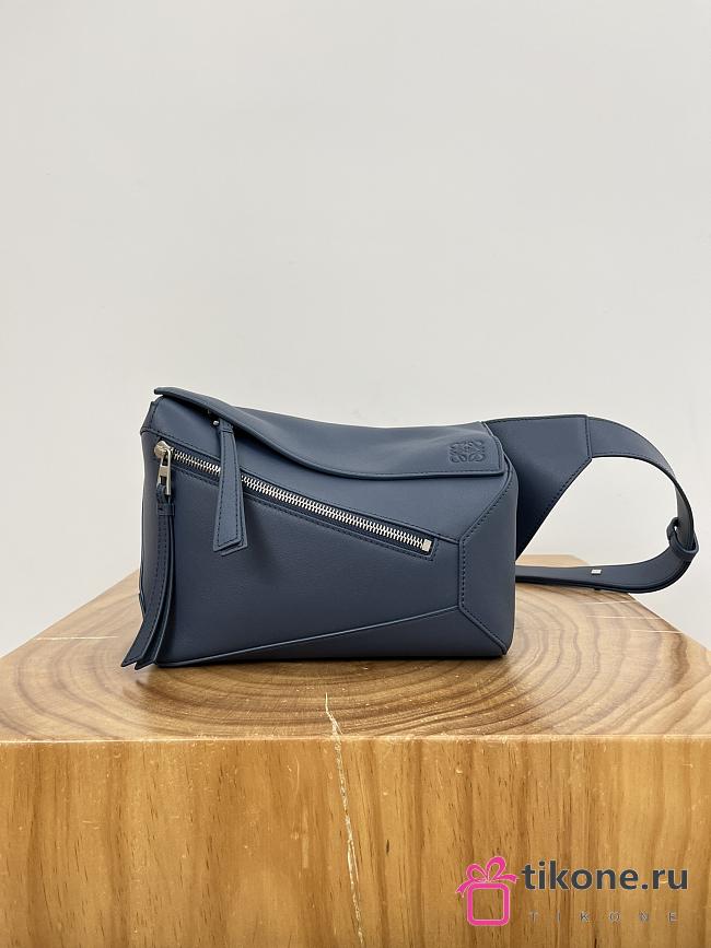 Loewe Small Puzzle Bumbag In Classic Calfskin Indigo Dye - 24x16x10.5cm - 1