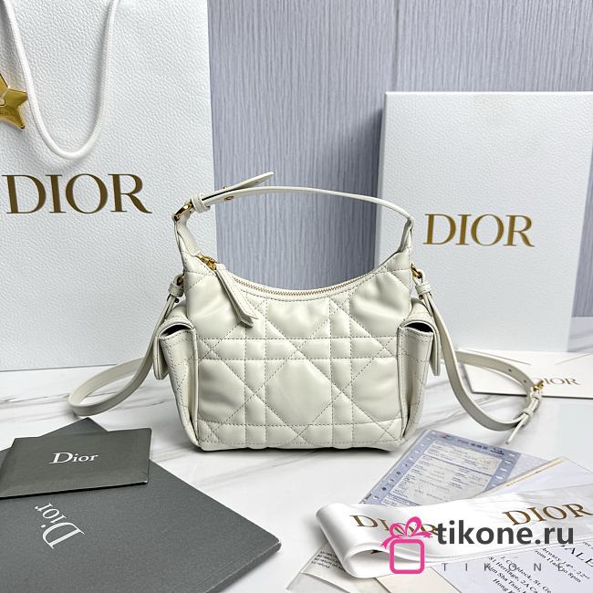 Dior D-Dream Mini White Macrocannage Lambskin - 21x14x10cm - 1
