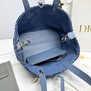 Medium Dior Toujours Bag Denim Blue Tweed with White Cannage Motif - 28.5x21.5x17cm - 6