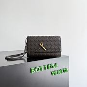 Bottega Veneta Andiamo Pouch Pondant - 19x12.6x2cm - 1