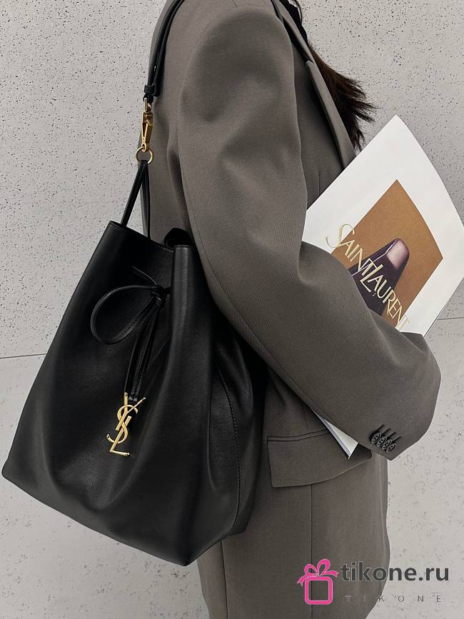 YSL Paris Vll Pochon In Lambskin Black - 30×24×12cm - 1