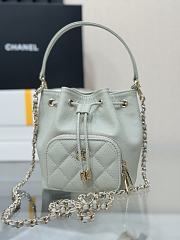 Chanel Clutch With Chain Grained Shiny Calfskin & Gold Tone Metal Mint - 15x12.5x7.5cm - 5