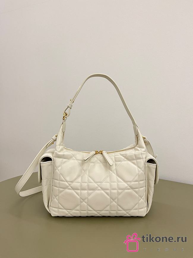 Dior Medium D-Dream Bag White Macrocannage Lambskin - 28x16x10cm - 1