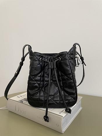 Dior Small D-Motion Bag Black Macrocannage Crinkled Calfskin - 17x19.5x11cm 