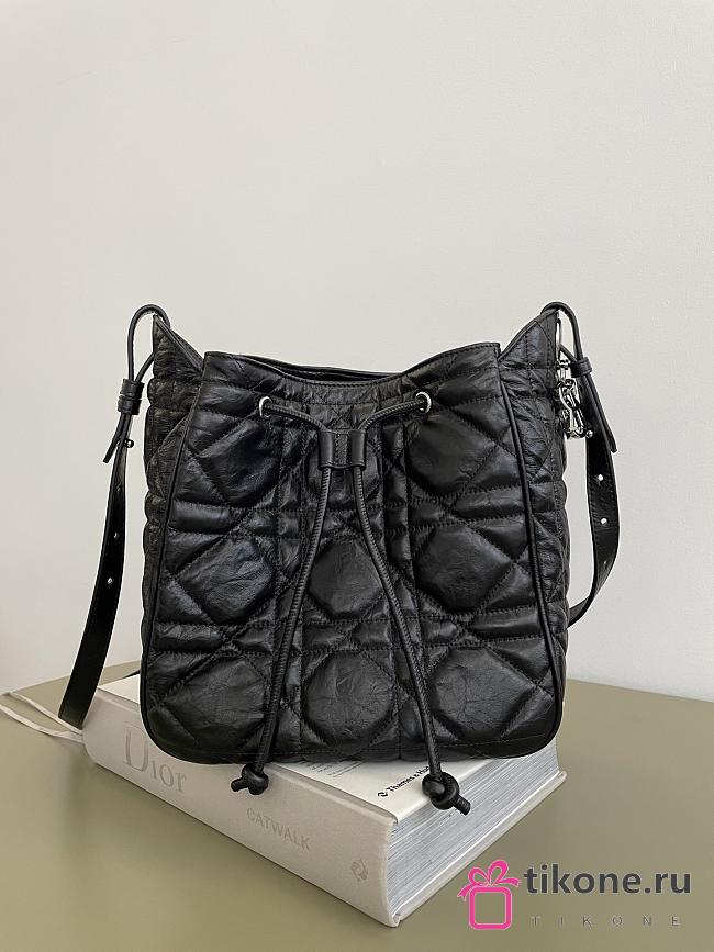 Dior Medium D-Motion Bag Black Macrocannage Crinkled Calfskin - 23x24x13cm - 1