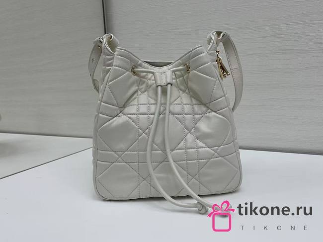 Dior Medium D-Motion Bag Latte Macrocannage Lambskin - 23x24x13cm - 1