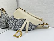 Medium Soft Saddle Bag with Strap Blue Dior Oblique Chambray with Raffia Effect and Light Biscuit Smooth Calfskin - 24x20x7cm - 3