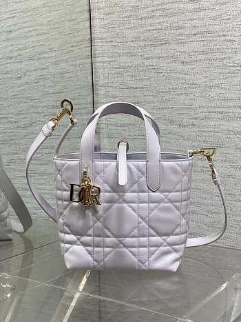 Small Dior Toujours Vertical Tote Bag Lilac Macrocannage Calfskin - 18x16x12cm