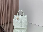 Medium Dior Toujours Vertical Tote Bag White Macrocannage Calfskin - 23x24x16cm - 5