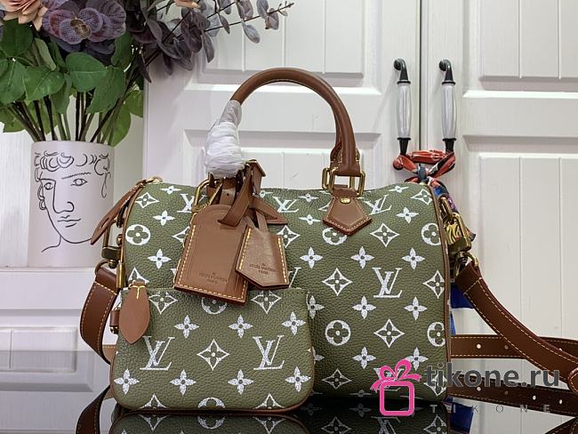 LV Speedy P9 Bandouliere 25 Autres Cuirs Monogram Green Sancha - 25x15x15cm - 1