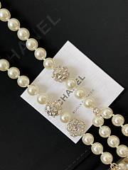 Spring-Summer 2025 Chanel Long Necklace Metal Glass Pearls & Diamantés Gold Pearly White & Multicolor - 2