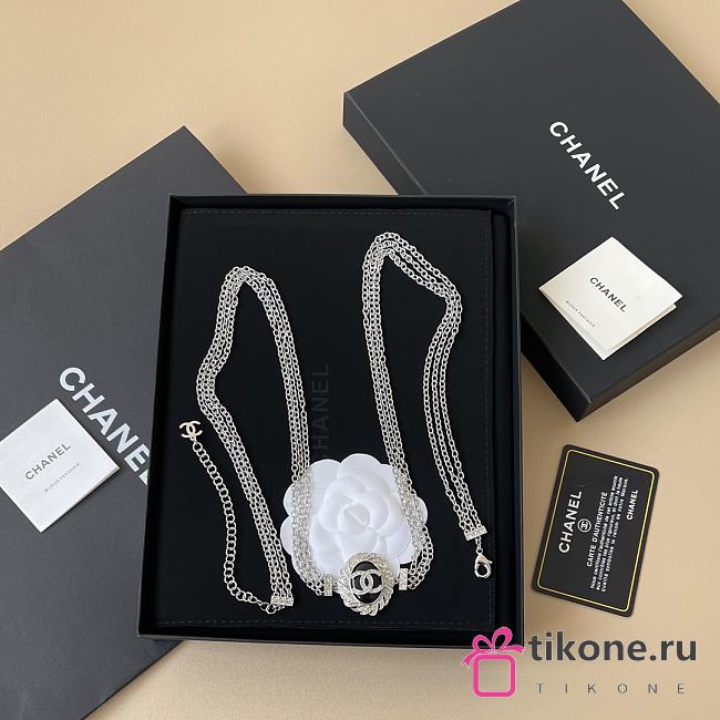 Spring-Summer 2025 Chanel Chain Belt Metal Resin & Diamantés Silver Black & Crystal - 1