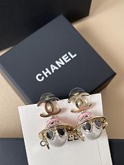 Fall-Winter 2025 Chanel Earrings Metal Resin & Glass Pearls Gold Pink Black & Pearly White - 3