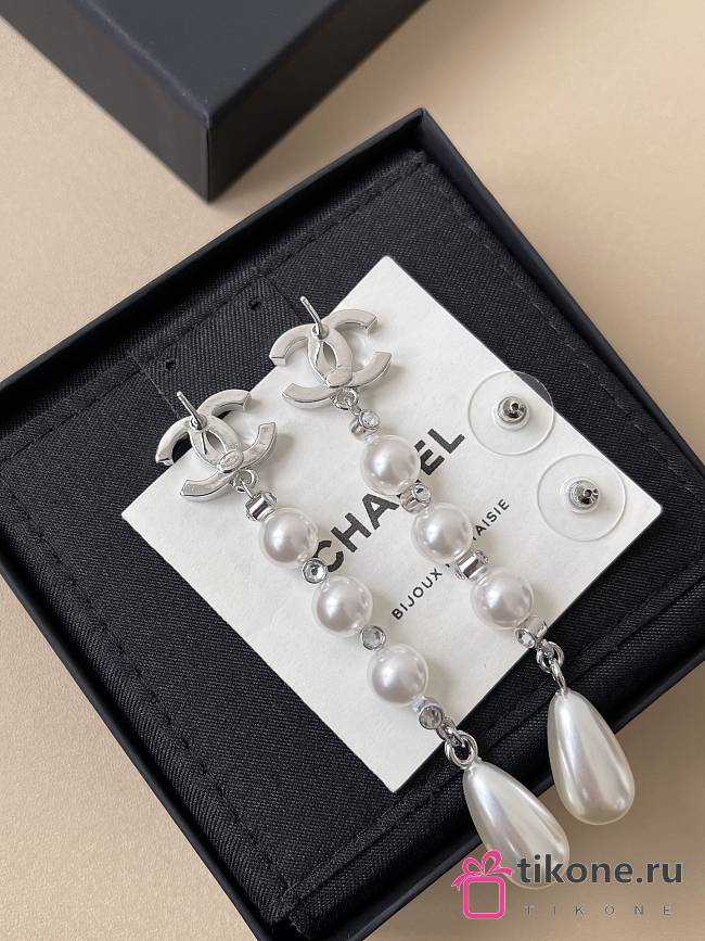 Spring-Summer 2025 Chanel Earrings Metal Strass & Imitation Pearls Silver Tone White & Crystal - 1