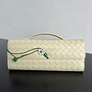 Bottega Veneta Andiamo Clutch Off White - 31x13x3cm - 5