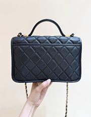 Fall-Winter 2025/26 Chanel Flap Bag Grained Shiny Calfskin & Gold Tone Metal Black - 16.5x25x8.5cm - 4