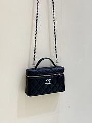 Chanel Vanity with Chain Shiny Grained Calfskin Strass & Silver Tone Metal Black - 17x19.5x5cm - 3