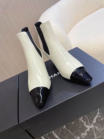 Chanel Shiny Crumpled Calfskin Ankle Boots White 5cm