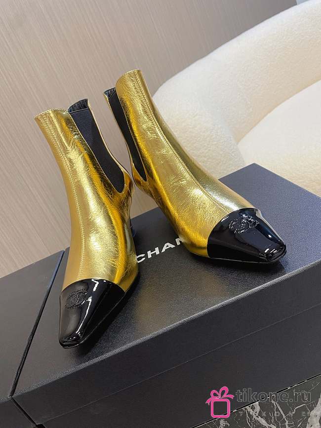 Chanel Shiny Crumpled Calfskin Ankle Boots Gold 5cm - 1
