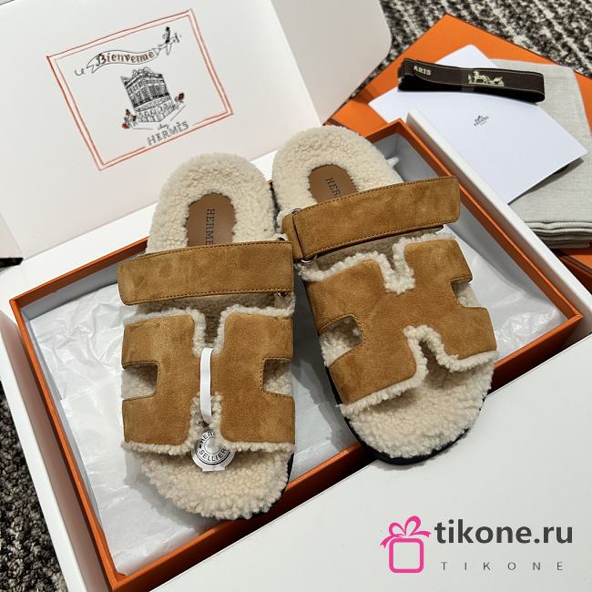 Hermes Chypre Sandal Shearling In Suede Brown - 1