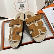 Hermes Chypre Sandal Shearling In Suede Brown - 3