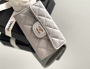 Chanel Classic Flap Card Holder Caviar Gold Gray - 7.5x11.3x2.1cm - 4