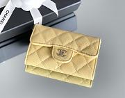 Chanel Classic Flap Card Holder Caviar Gold Yellow - 7.5x11.3x2.1cm - 1