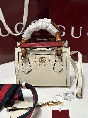 Gucci Diana Small Tote Bambo Handle Bag In White Leather - 20x16x10cm