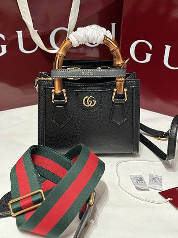 Gucci Diana Small Tote Bambo Handle Bag In Black Leather - 20x16x10cm