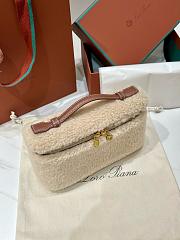 Loro Piana Extra Bag L19 Silk Cashmere Caramel Sugar - 19x7x12cm - 6