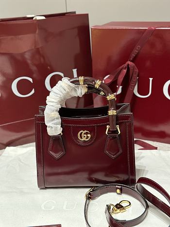 Gucci Diana Small Tote Bag In Rosso Ancora Red Leather - 20x16x10cm