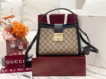 Gucci Padlock Medium Tote Bag Beige/Ebony GG Supreme With Black - 25.5x17.5x10cm