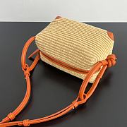 Bottega Veneta Loop Top Handle in Natural/ Burned Orange - 21x13x12cm - 6