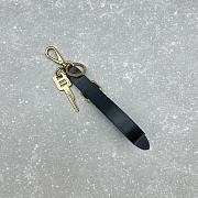 Miumiu Logo Engraved Leather Keyring Black - 4