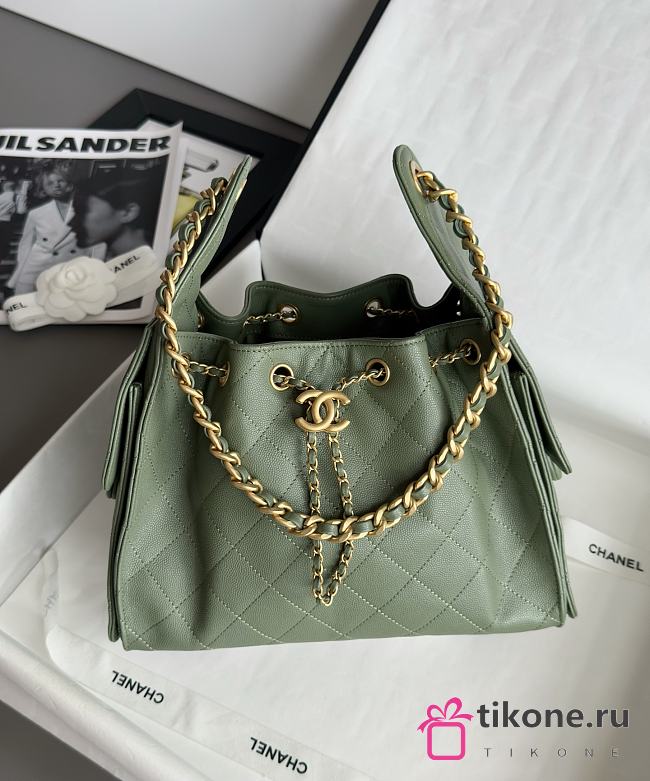Chanel 25 Handbag Small Grained Calfskin & Gold Metal Green - 30x26x14cm - 1