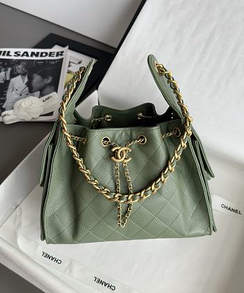 Chanel 25 Handbag Small Grained Calfskin & Gold Metal Green - 30x26x14cm